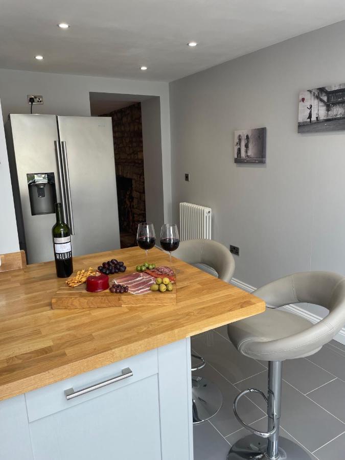 17 Eastgate Villa Cowbridge Exterior photo