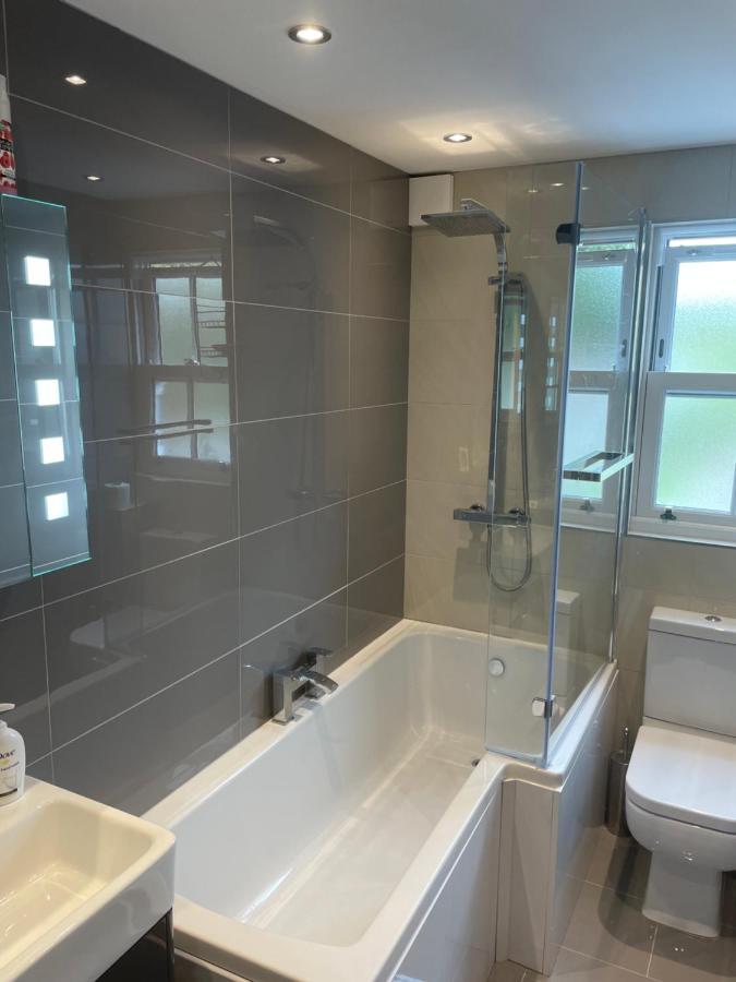 17 Eastgate Villa Cowbridge Exterior photo